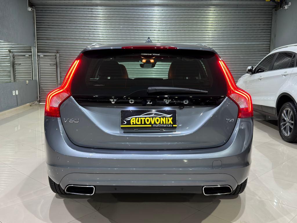 Volvo V60 Cinza