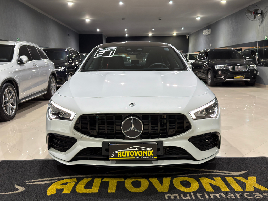 Mercedes Benz CLA-35 AMG Branco