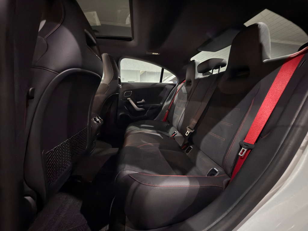 Mercedes Benz CLA-35 AMG Branco