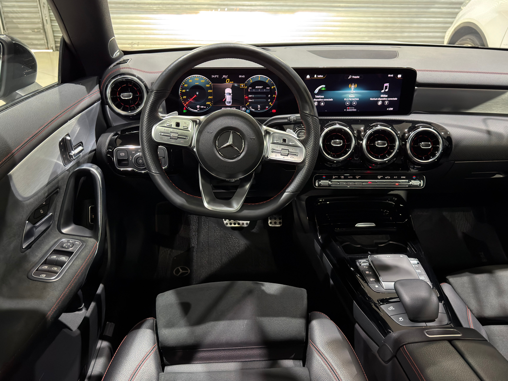 Mercedes Benz CLA-35 AMG Branco