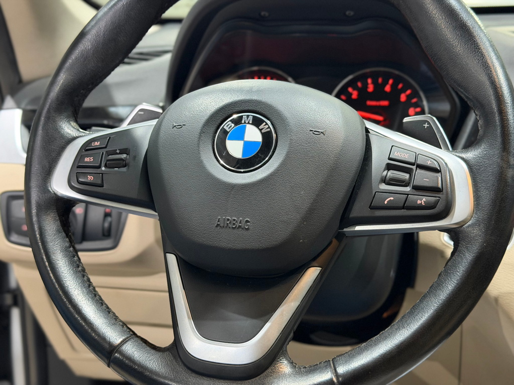BMW X1 Prata