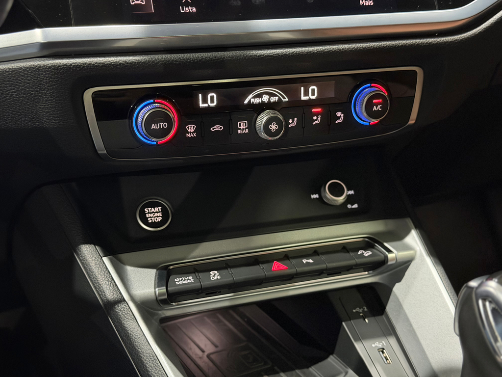 Audi Q3 Preto