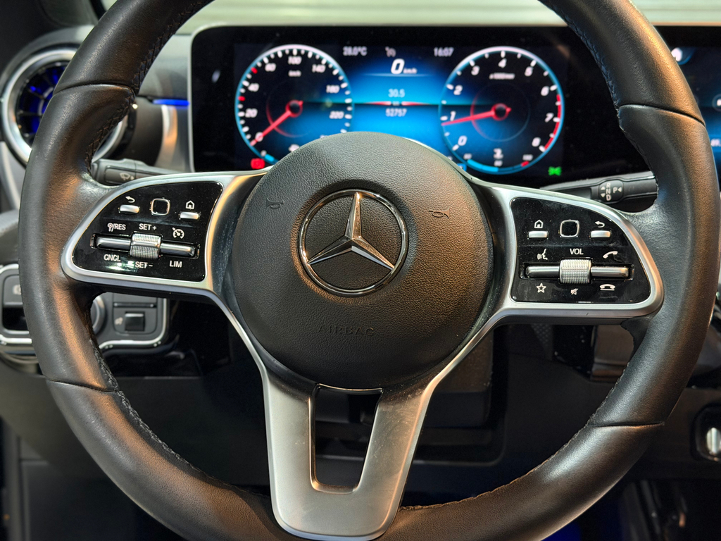 Mercedes Benz A 200 Preto