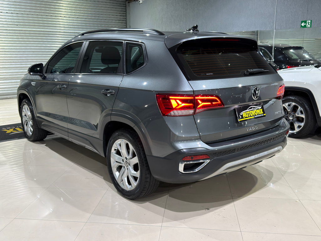 Volkswagen TAOS Cinza