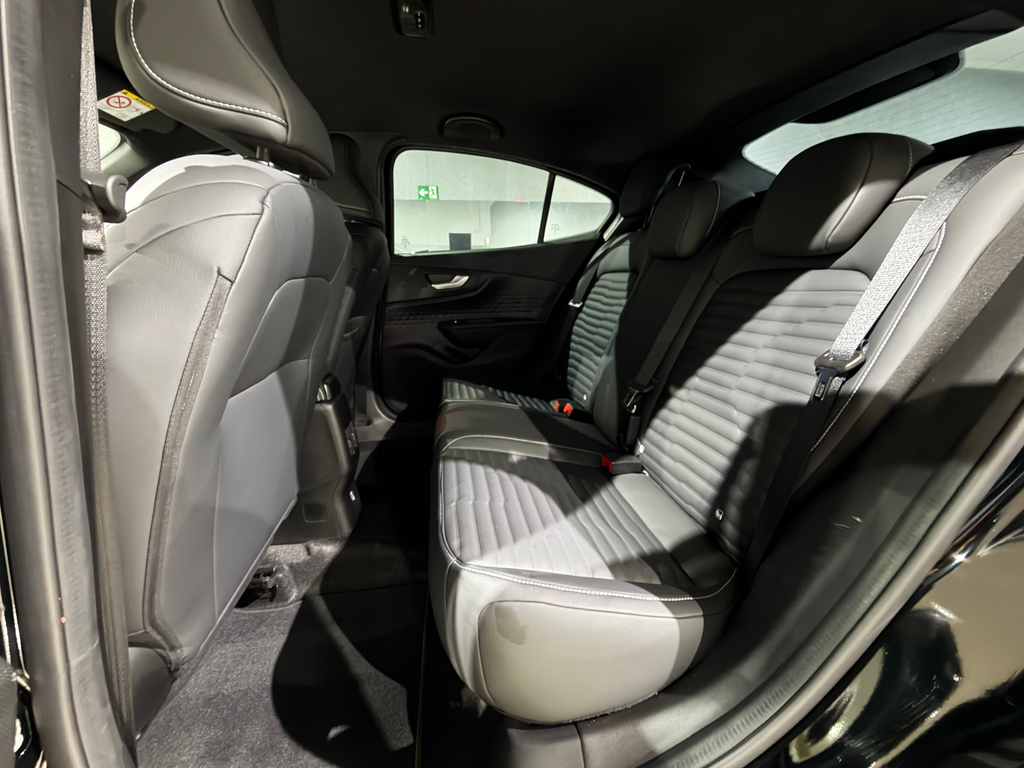 Fiat FASTBACK Preto