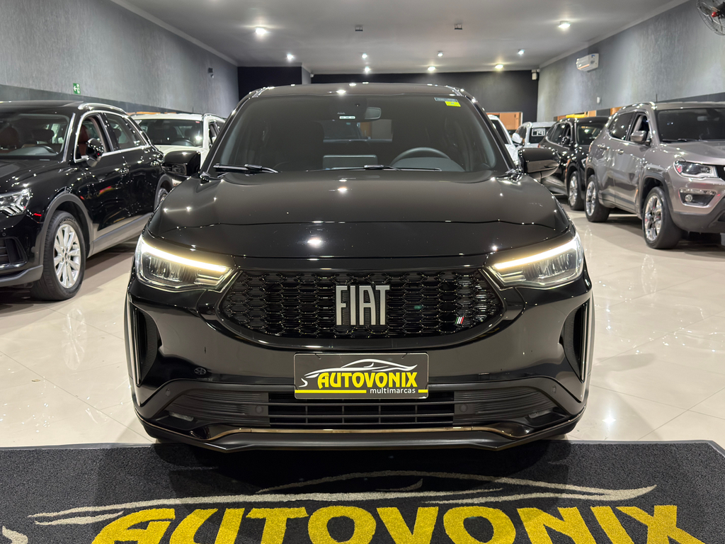 Fiat FASTBACK Preto