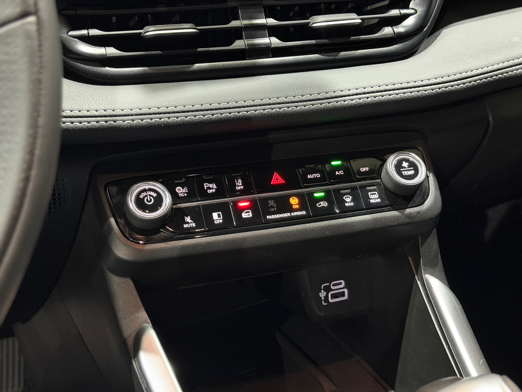 Fiat FASTBACK Preto