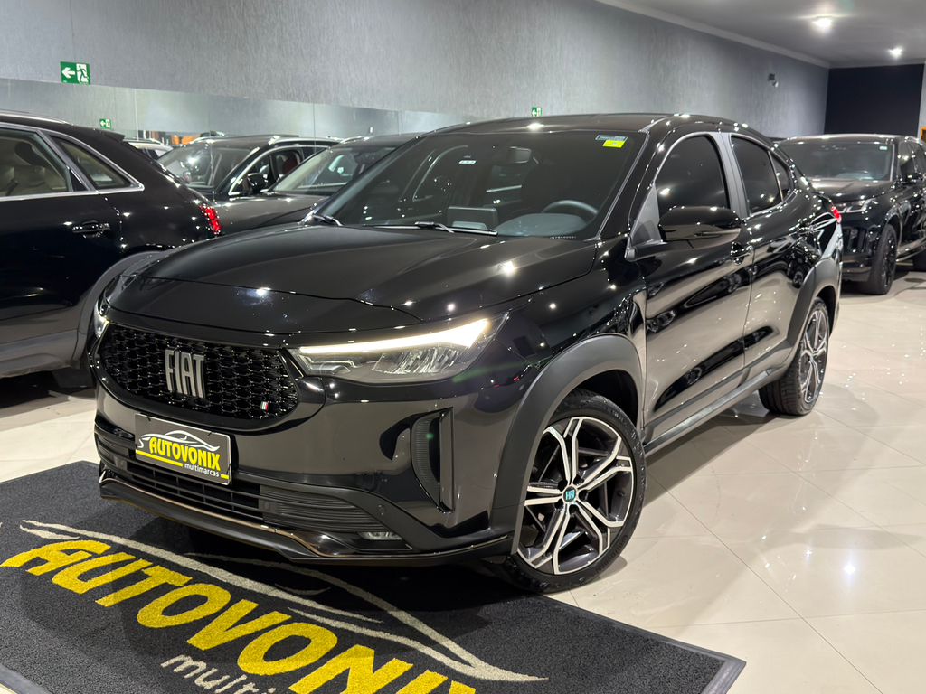 Fiat FASTBACK Preto