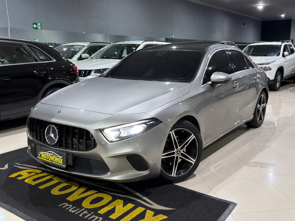 Mercedes Benz A 200 Prata