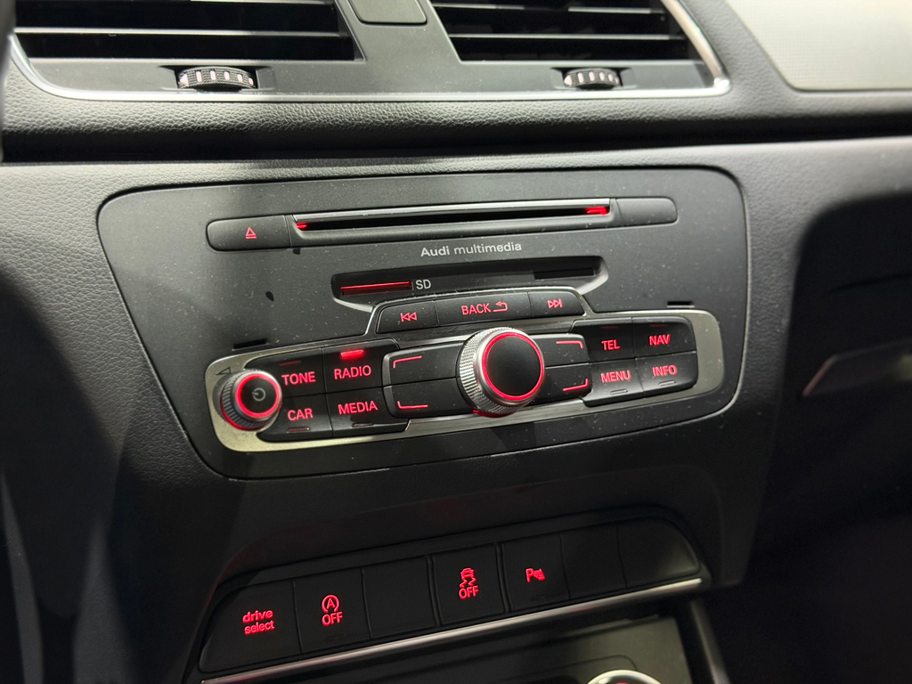 Audi Q3 Preto