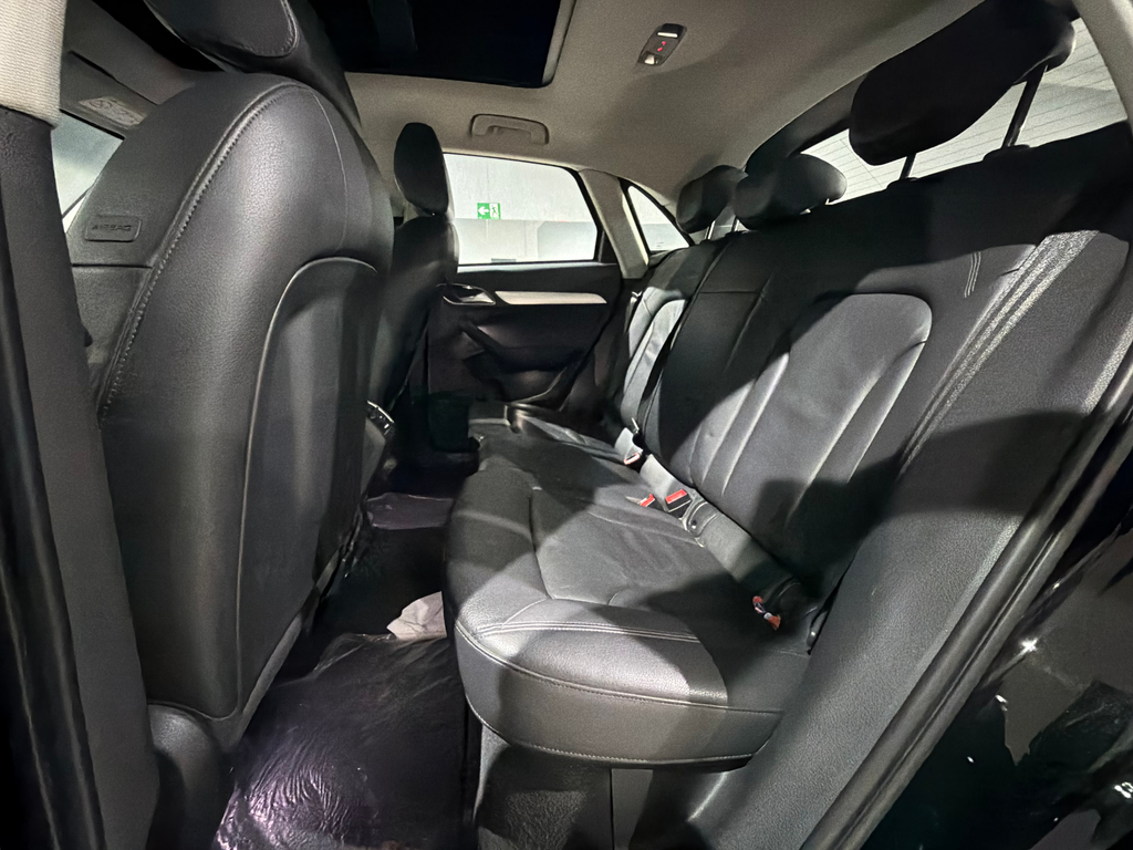 Audi Q3 Preto