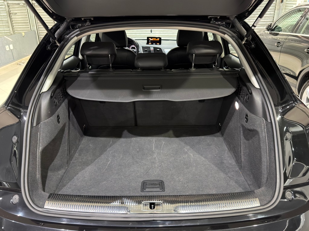 Audi Q3 Preto