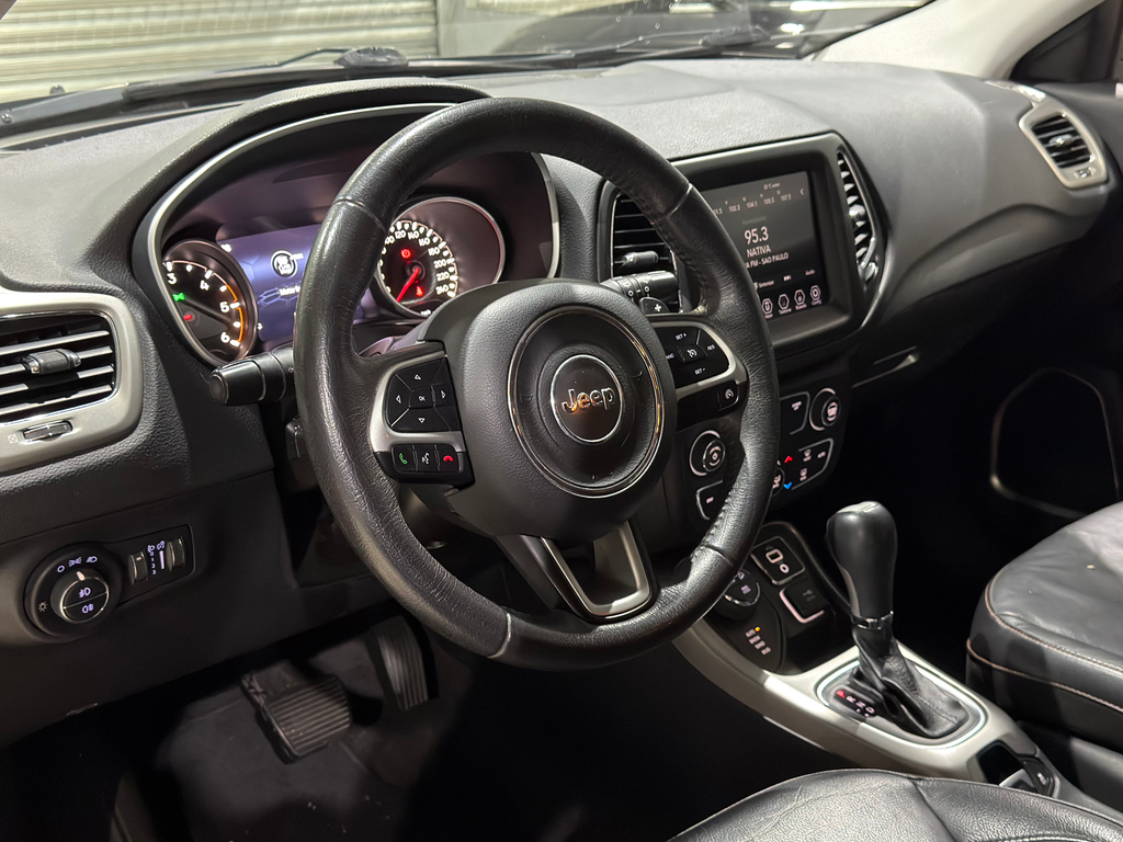 Jeep Compass Cinza
