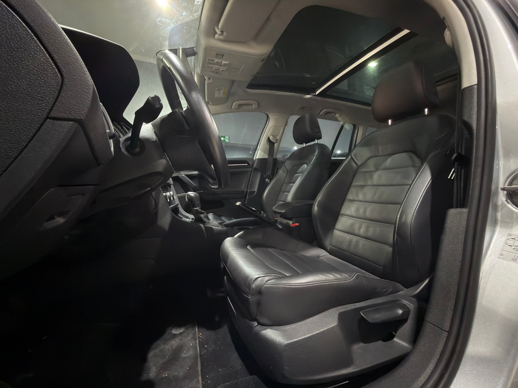 Volkswagen Golf Variant Prata