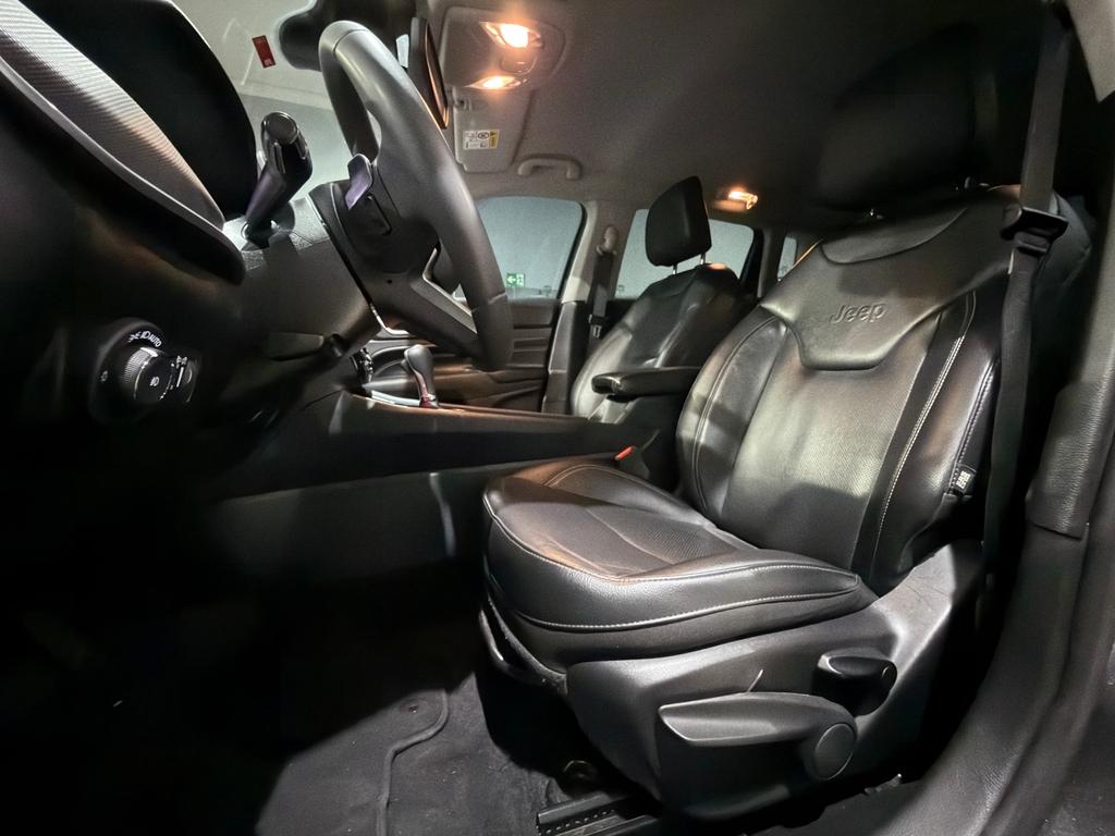 Jeep Compass Cinza