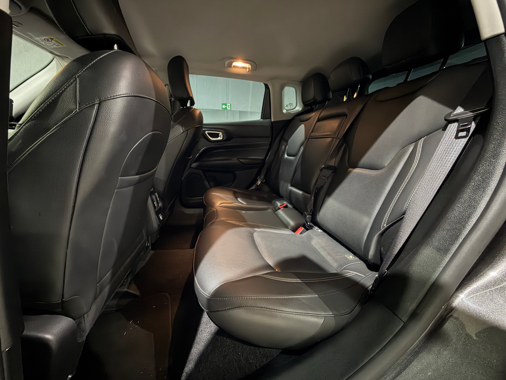 Jeep Compass Cinza