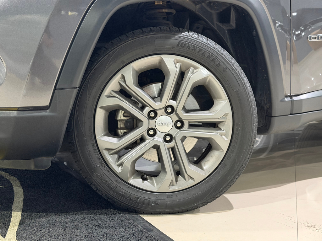 Jeep Compass Cinza