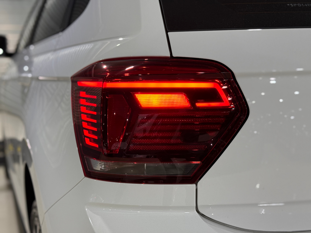 Volkswagen Polo Branco