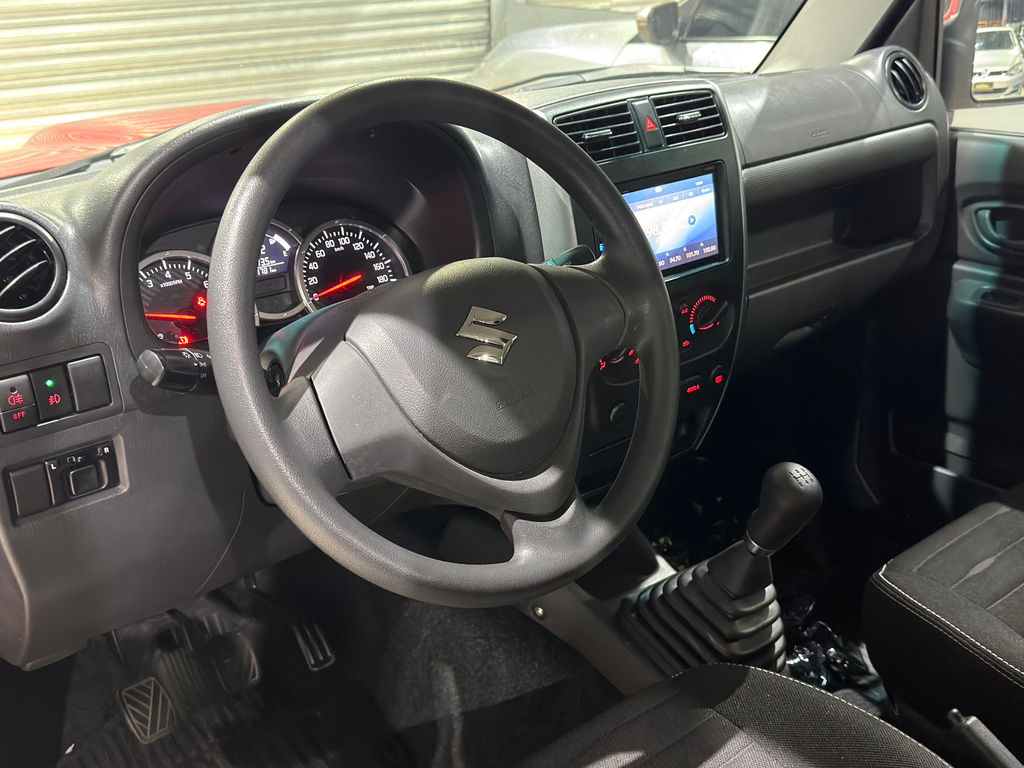 Suzuki Jimny Vermelho