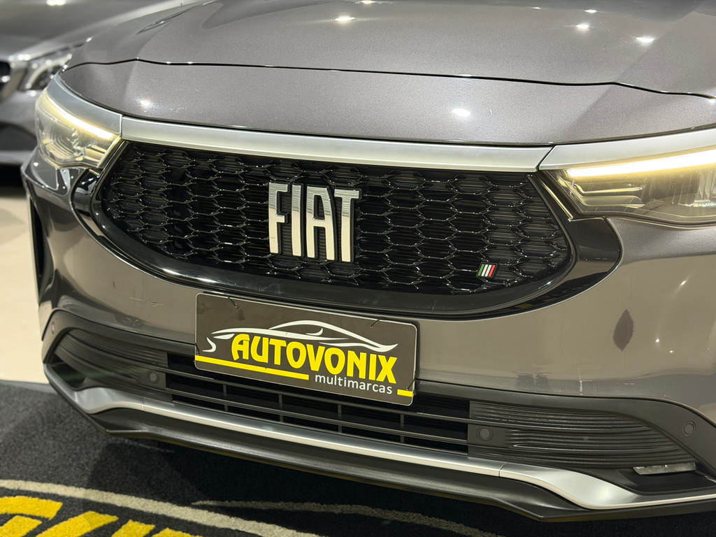 Fiat FASTBACK Cinza