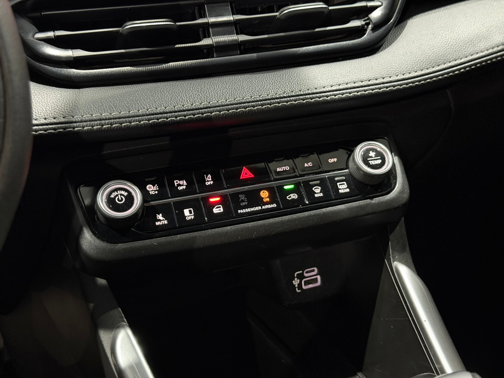Fiat FASTBACK Cinza