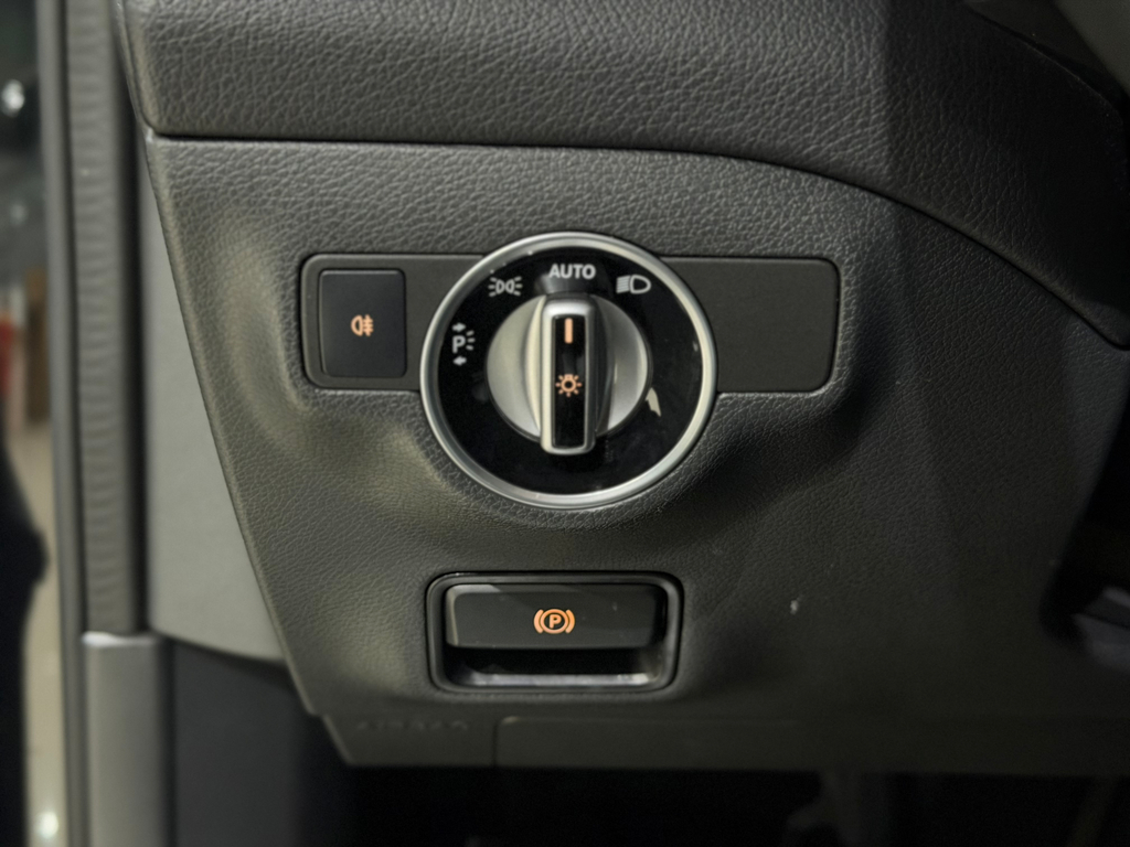 Mercedes Benz GLA-200 Preto