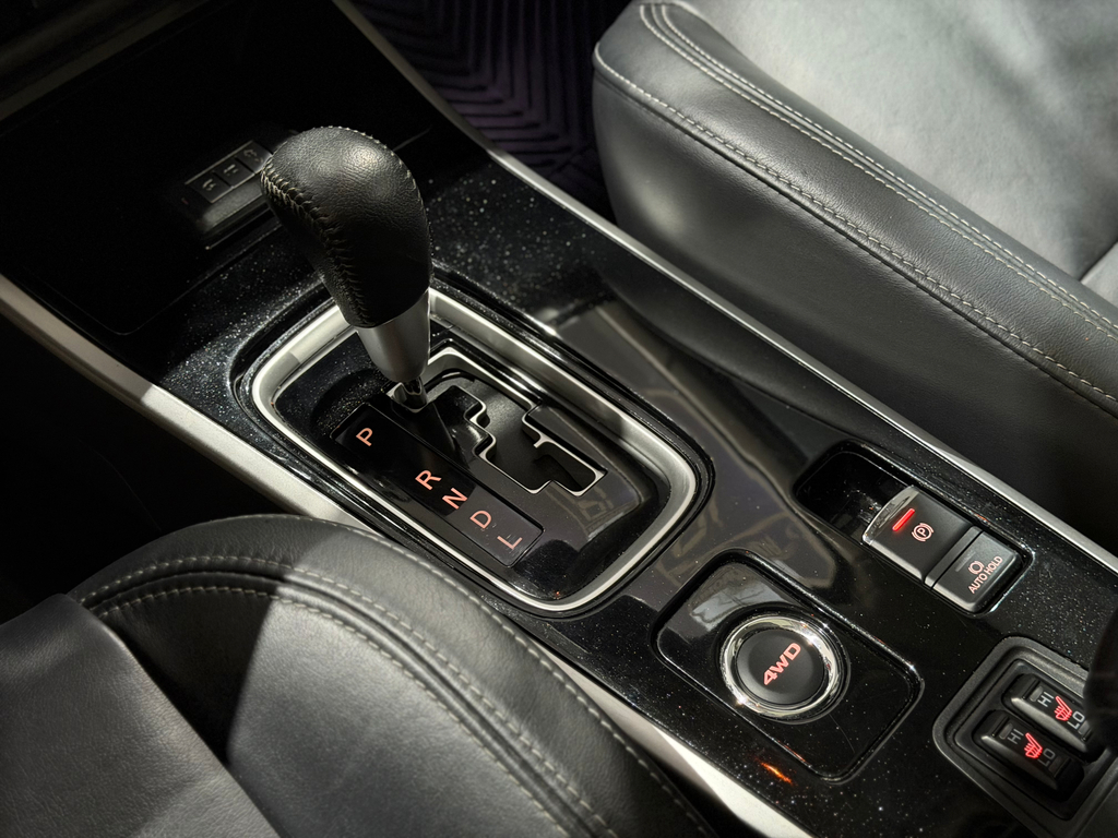 Mitsubishi Outlander Branco