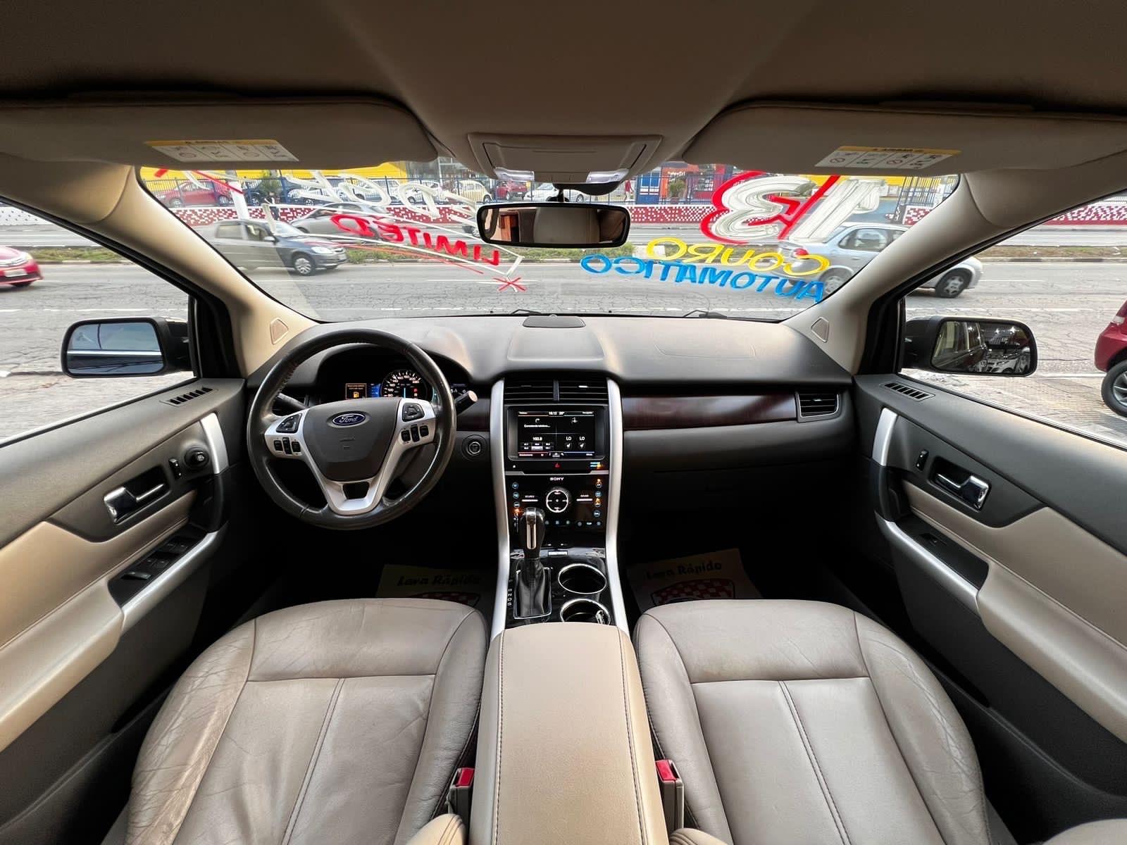 Ford Edge Preto
