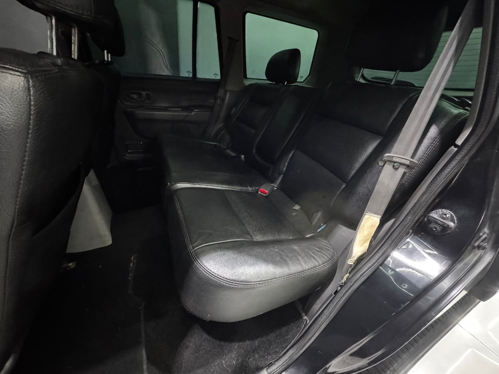 Mitsubishi Pajero Sport Preto