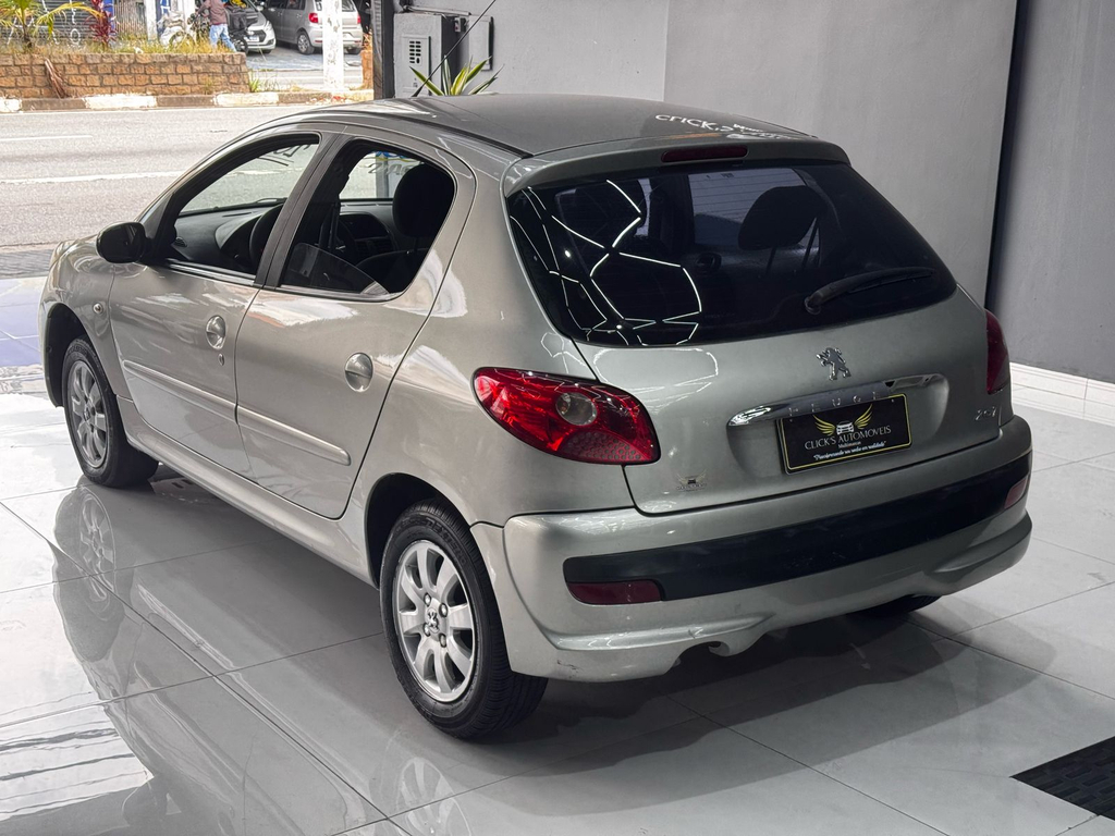 Peugeot 207 Prata