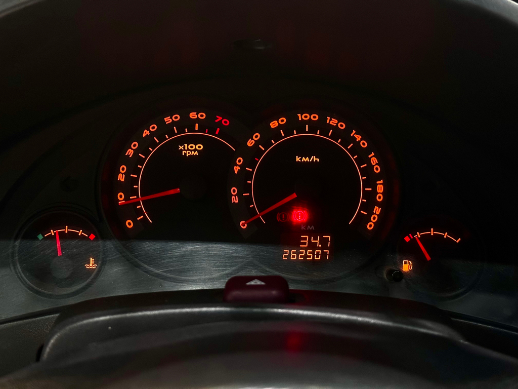 Chevrolet Celta Cinza