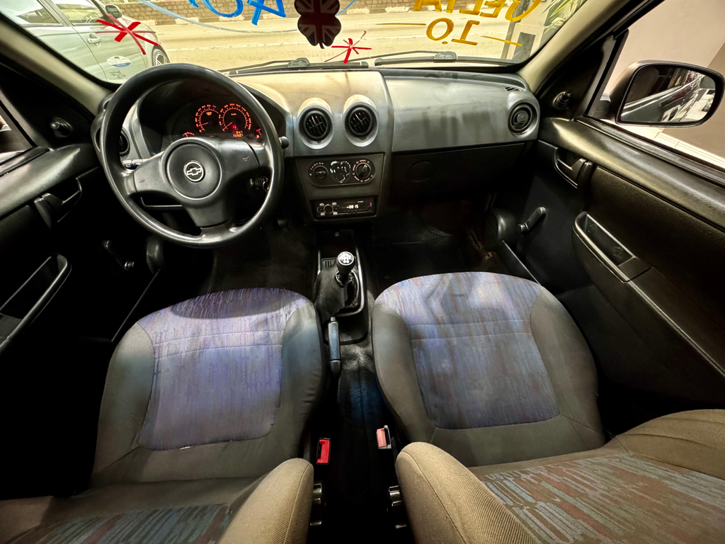 Chevrolet Celta Cinza