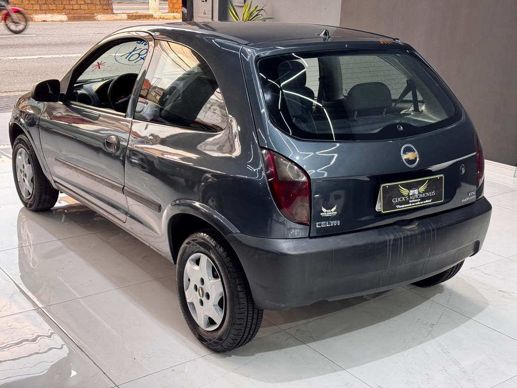 Chevrolet Celta Cinza