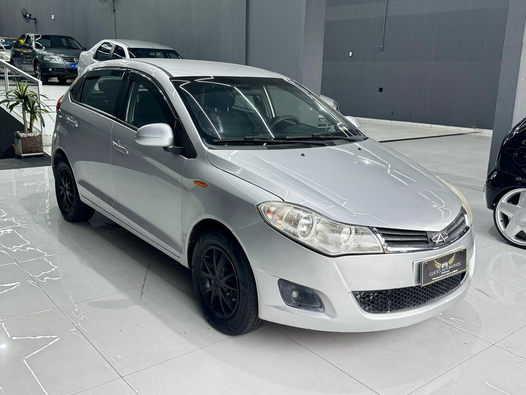 Chery Celer Prata