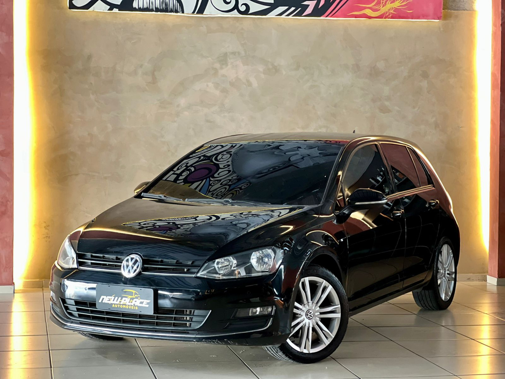 Volkswagen Golf Preto