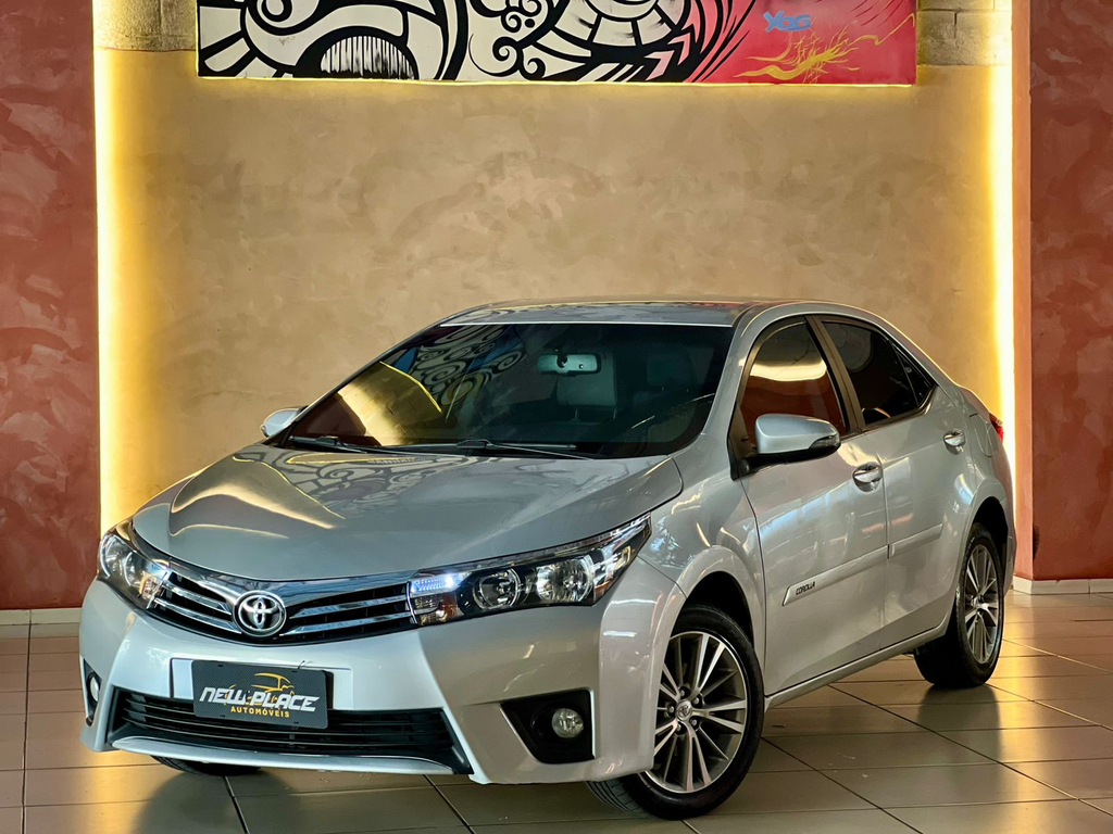 Toyota Corolla Prata