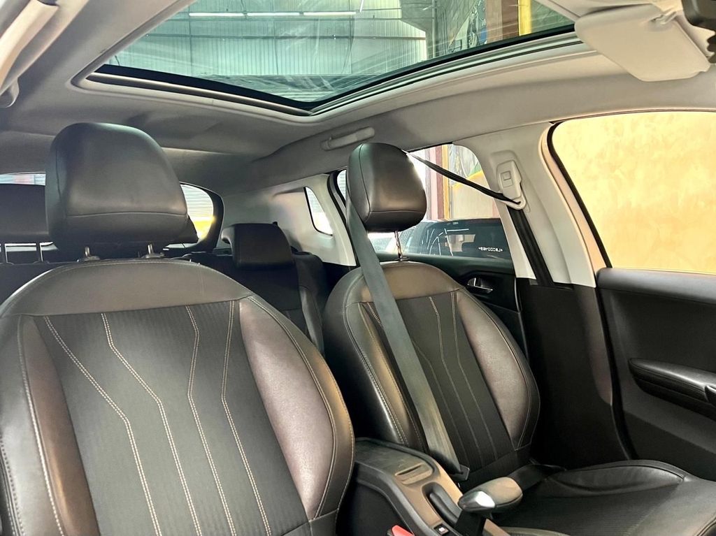 Peugeot 2008 Prata
