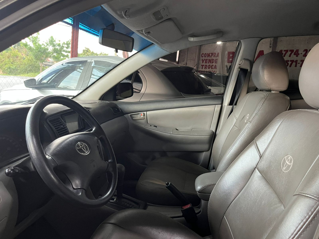 Toyota Fielder Preto