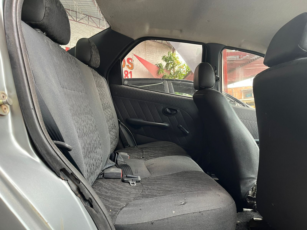 Fiat Siena Cinza