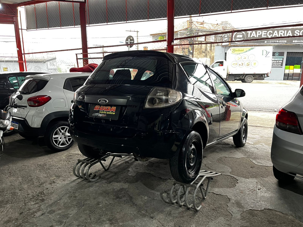 Ford Ka Preto