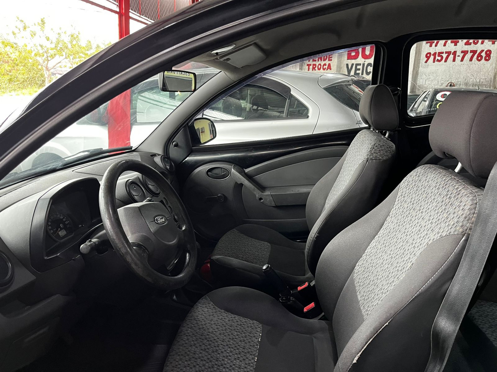 Ford Ka Preto