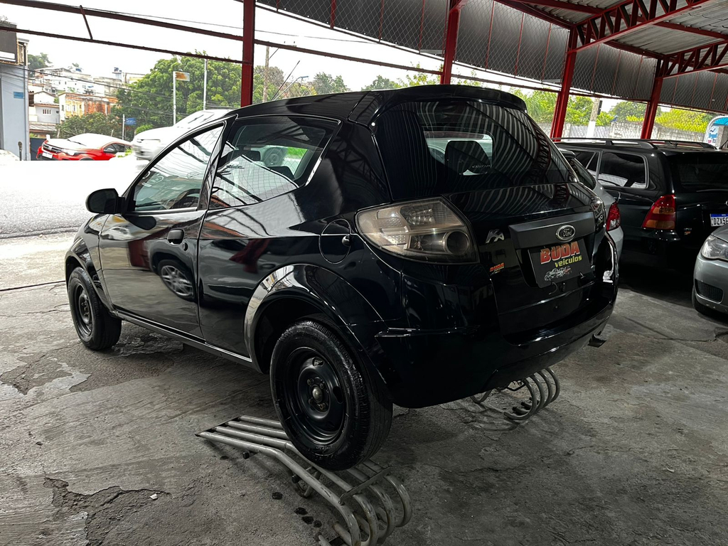 Ford Ka Preto