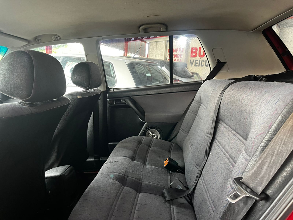 Volkswagen Golf Vermelho