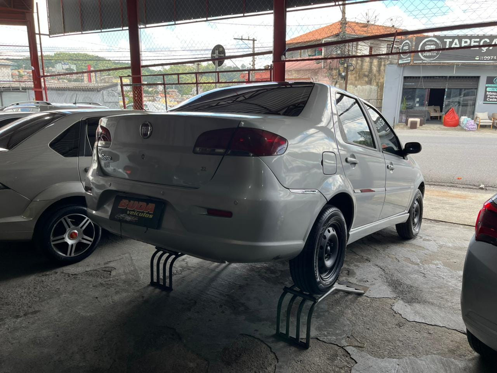 Fiat Siena Prata