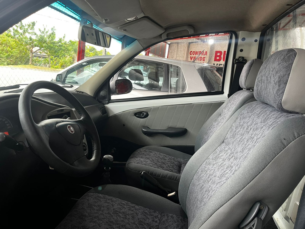 Fiat Strada Branco