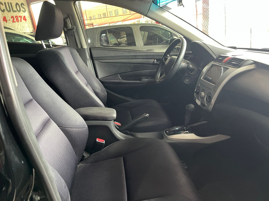 Honda City Preto