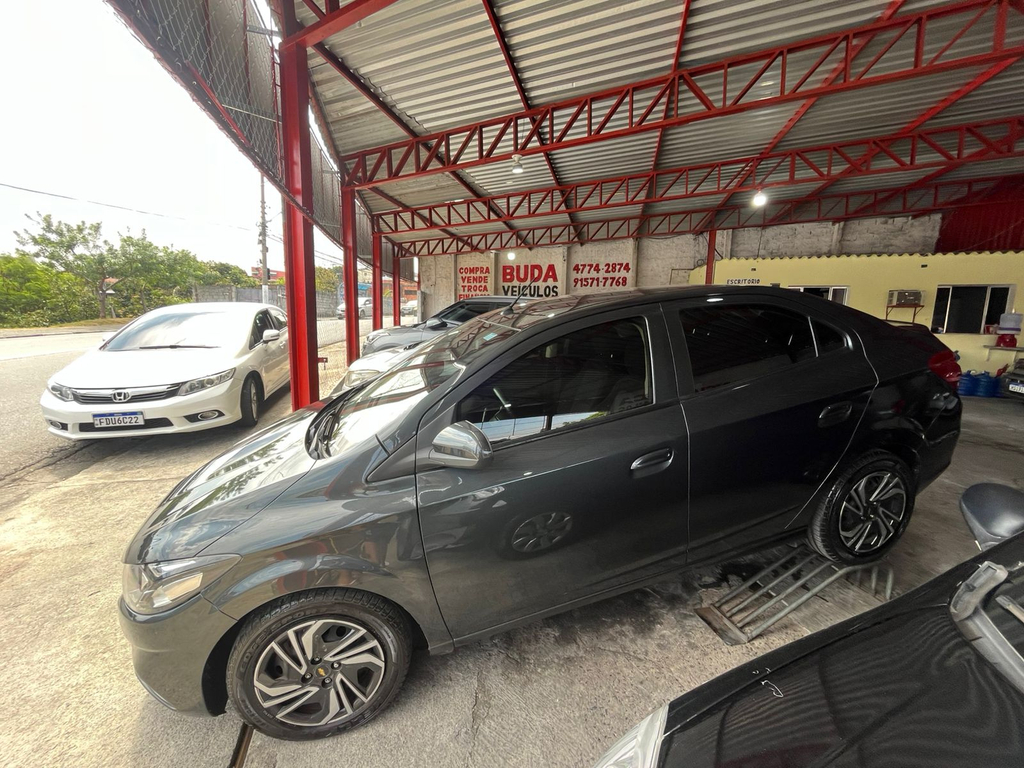 Chevrolet Prisma Cinza