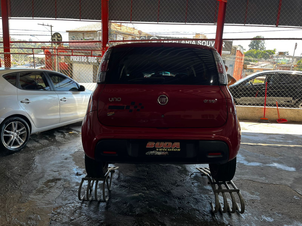Fiat Uno Vermelho