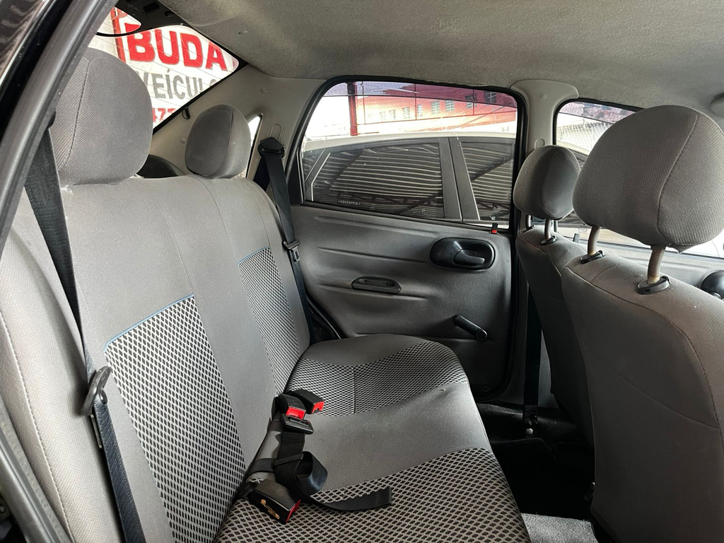 Fiat Uno Vermelho