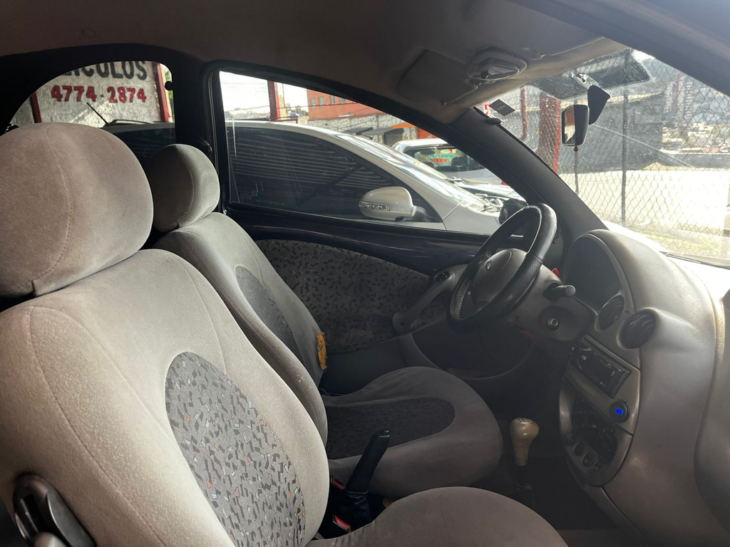 Ford Ka Azul